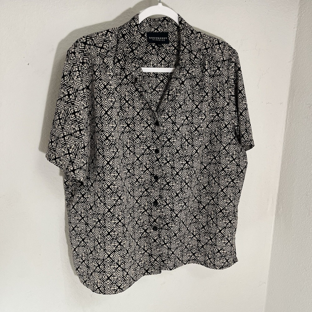 Donnkenny shirt top Women's PXL  Black Tan button down short sleeve Geometric